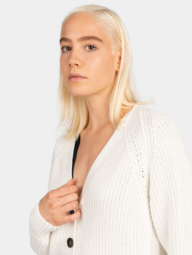 Knitted cardigan with delicate logo detail - 4