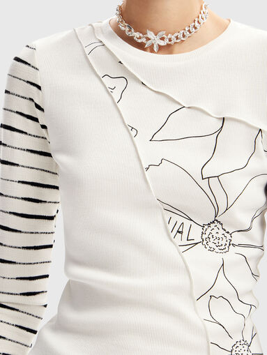 White blouse with oval neckline  - 4