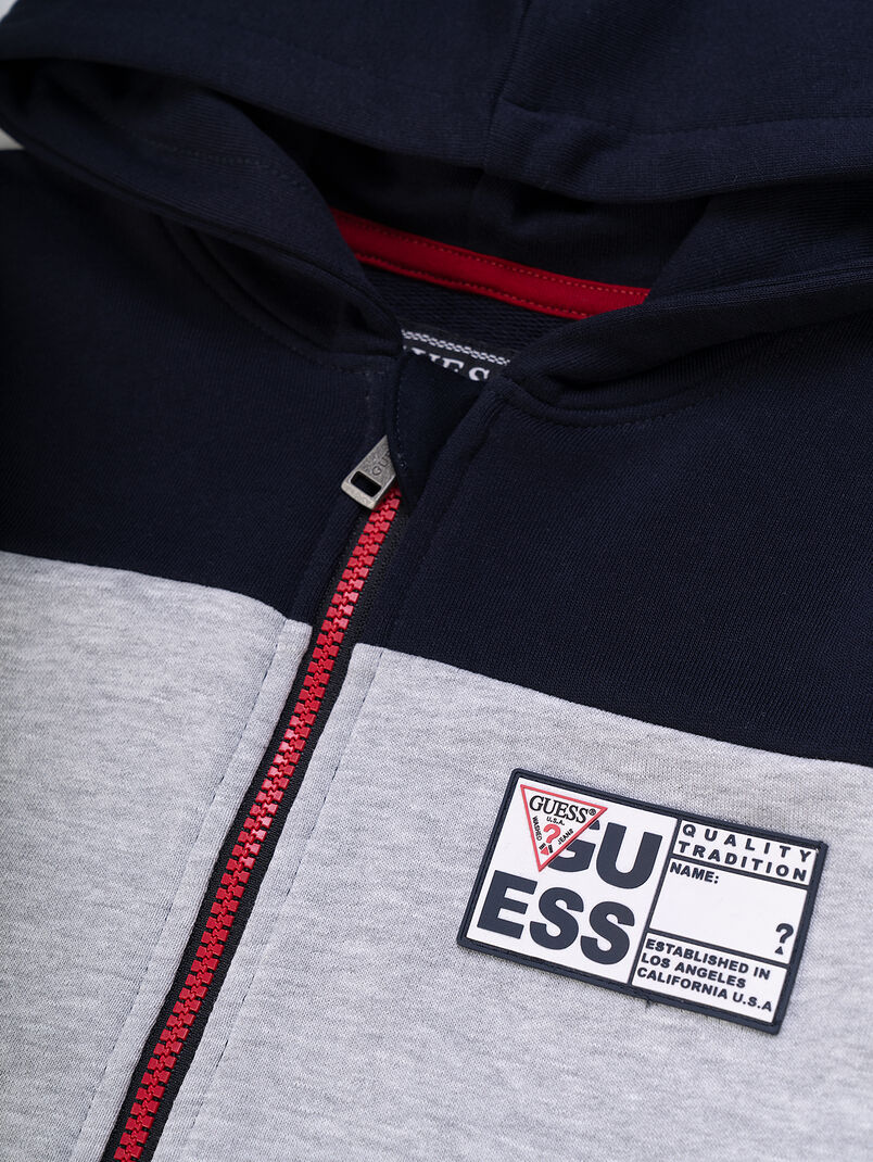 Hooded sweatshirt with contrast zip - 3