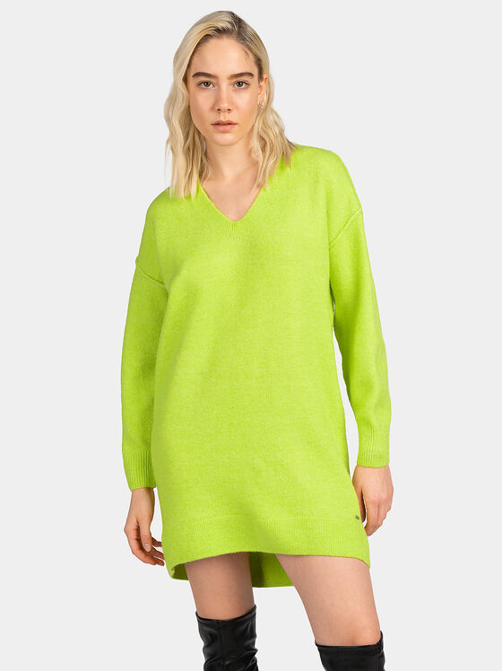 Beige knit dress with V-neckline - 1