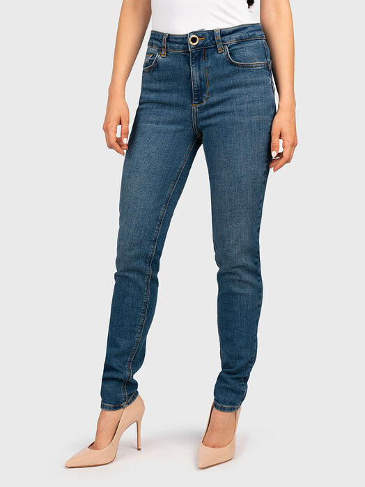 Skinny jeans