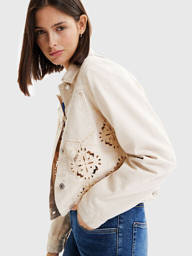 Cropped denim jacket with English embroidery - 3