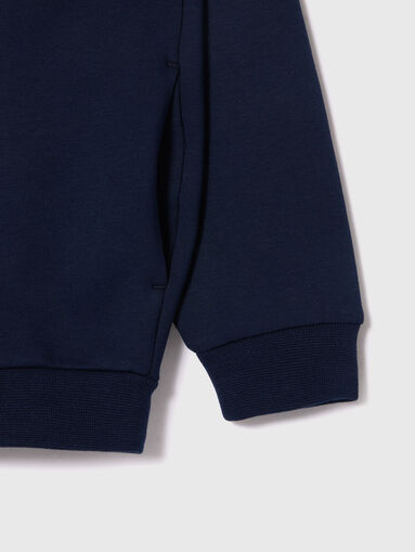 Sweatshirt with contrasting stripes - 2