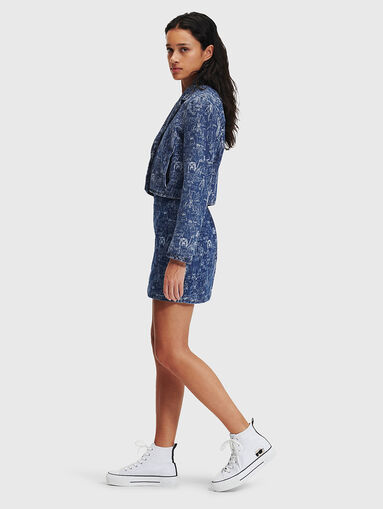 Denim mini skirt with artistic print - 3