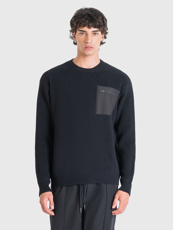 Black sweater - 0