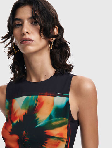 Dress with floral print - 4