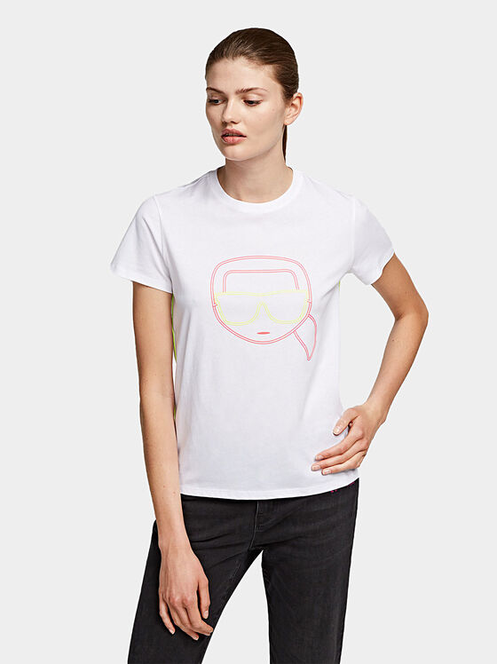 Βαμβακερό t-shirt K/IKONIK σε λευκό χρώμα - 1