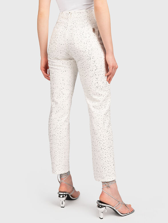 Cropped jeans with rhinestones - 2