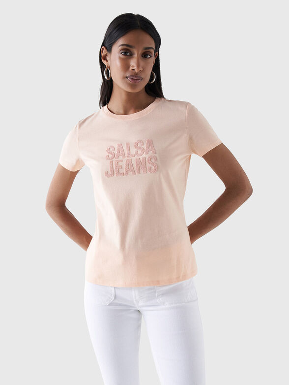 T-shirt in fuxia with embossed logo - 1