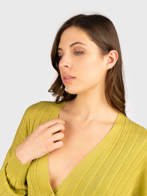 V-neck cardigan with buttons - 4