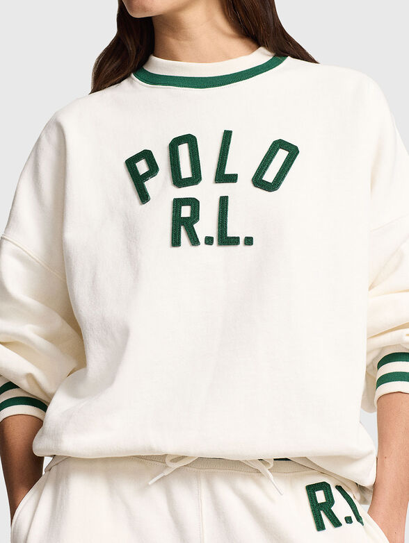 Sweatshirt with contrast logo - 3