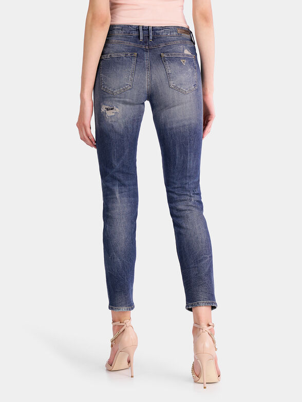 Cropped jeans with ripped details - 2