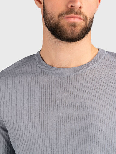 Sweater from viscose blend - 4