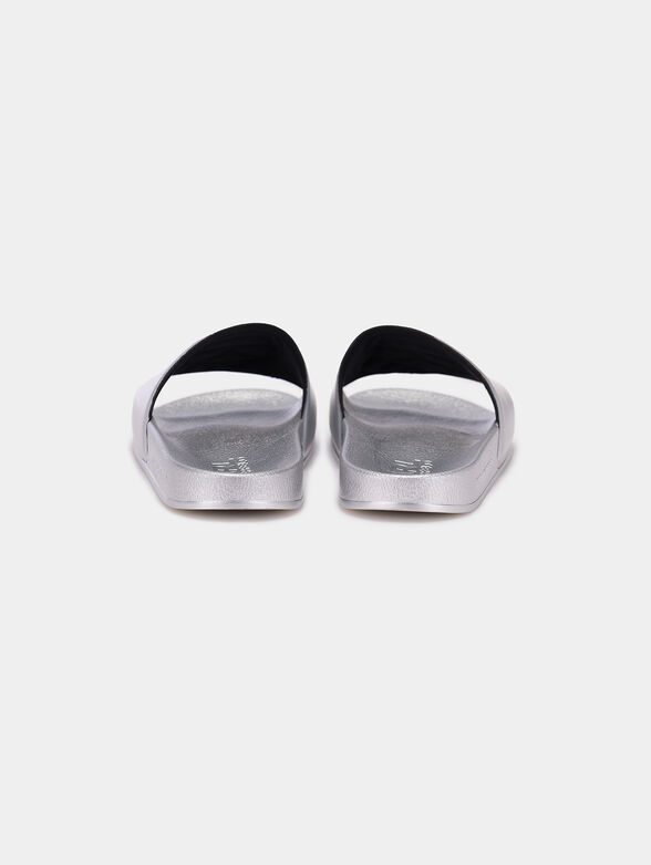 IKONIK Slides with contrasting logo - 4