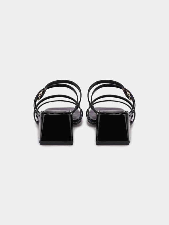 TWIGGY Mules with block heel - 3