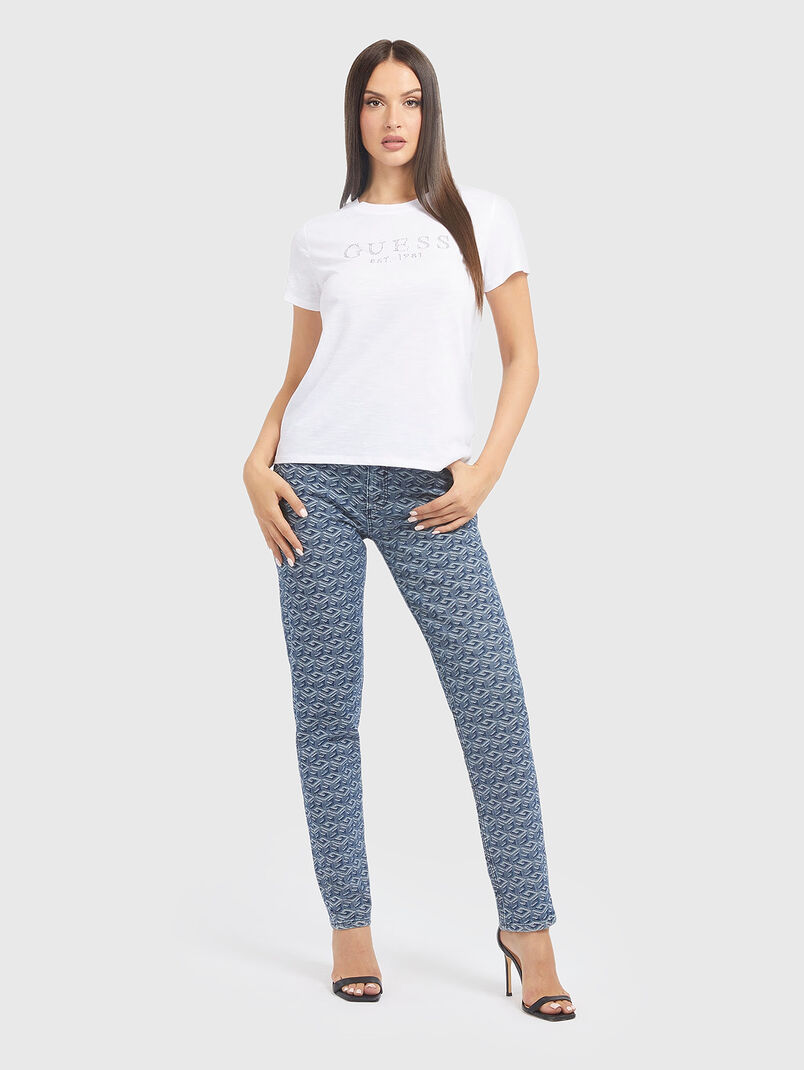 Mom fit jeans with monogram print - 3