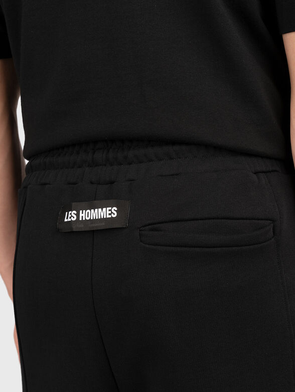 Black shorts - 2