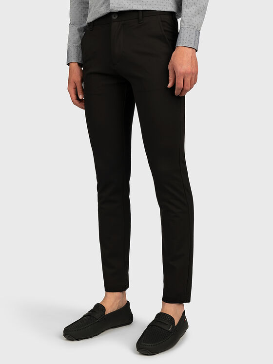 Παντελόνι slim MYRON σε μαύρο χρώμα - 1