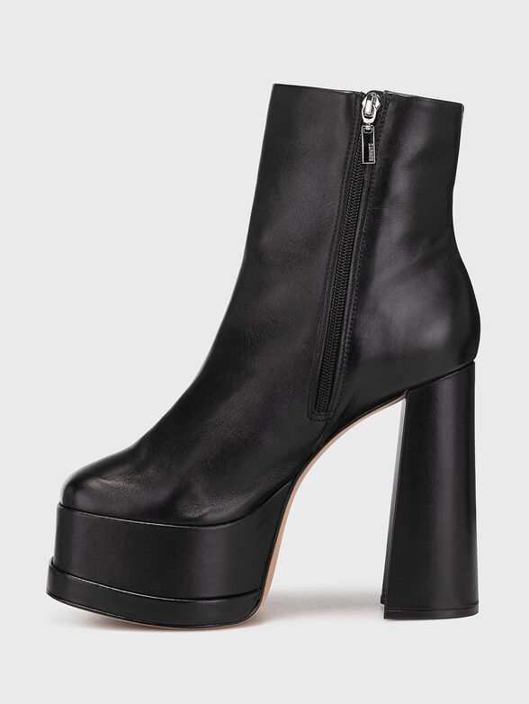 Black leather heeled ankle boots - 3