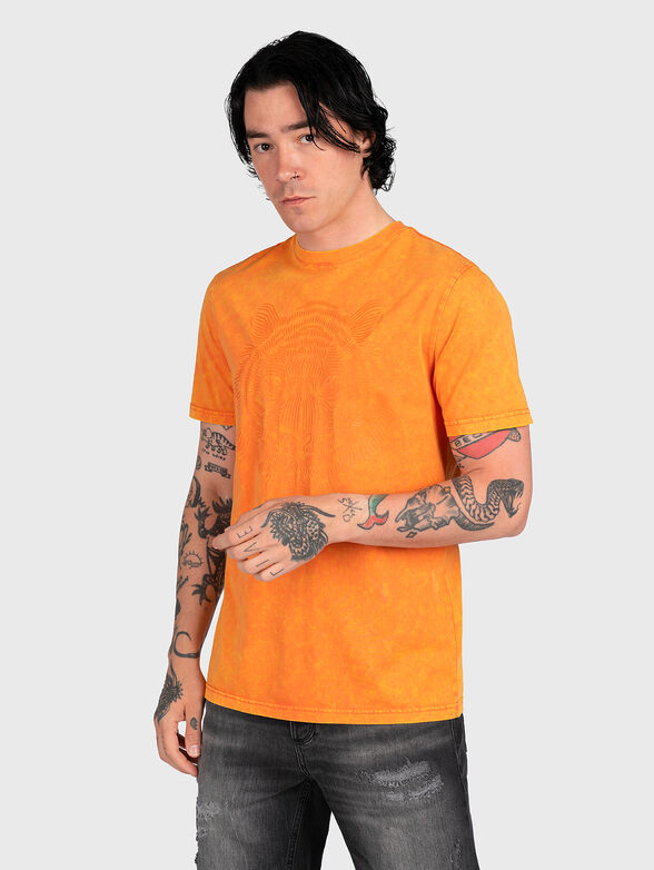 T-shirt with embossed appliqué - 0