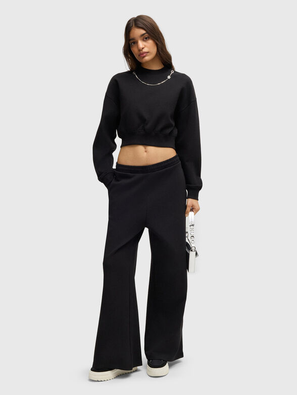 Sports trousers with wide legs - 3