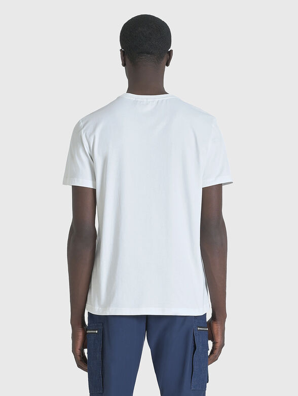 T-shirt with embossed print - 1