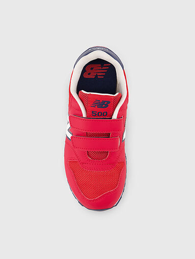 500 red sports shoes with logo detail - 5