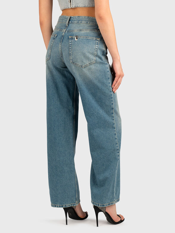 Jeans with high waist and wide legs - 1