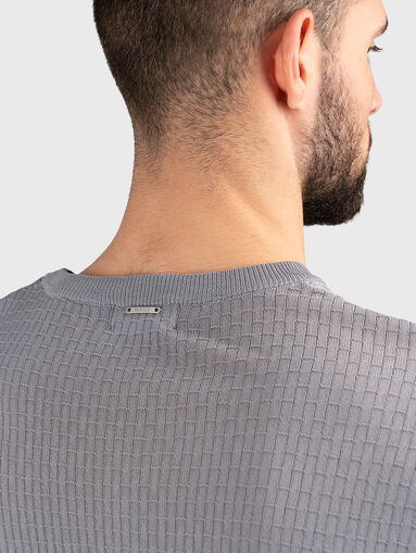 Sweater from viscose blend - 3