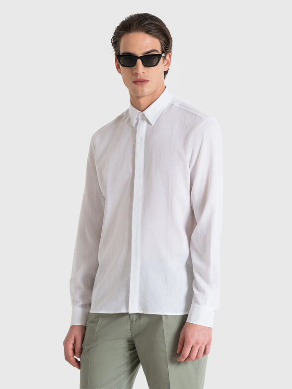 Black shirt in linen blend - 1