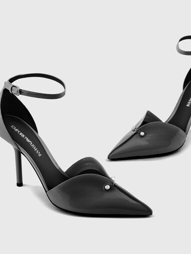 Leather patent heeled shoes - 4