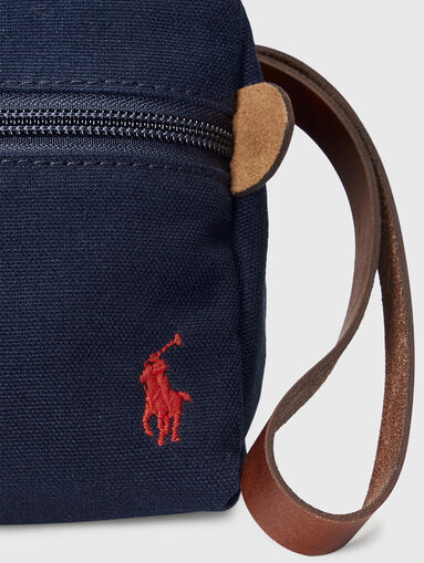 Cotton case with logo embroidery and leather details - 5