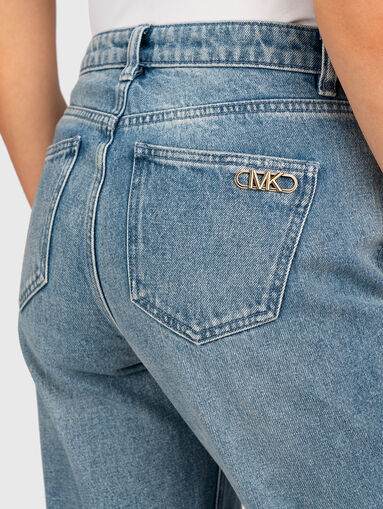 Jeans with distressed effect - 2