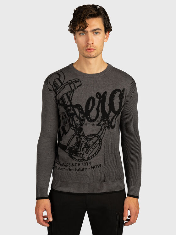 Round neck sweater with logo motif - 1