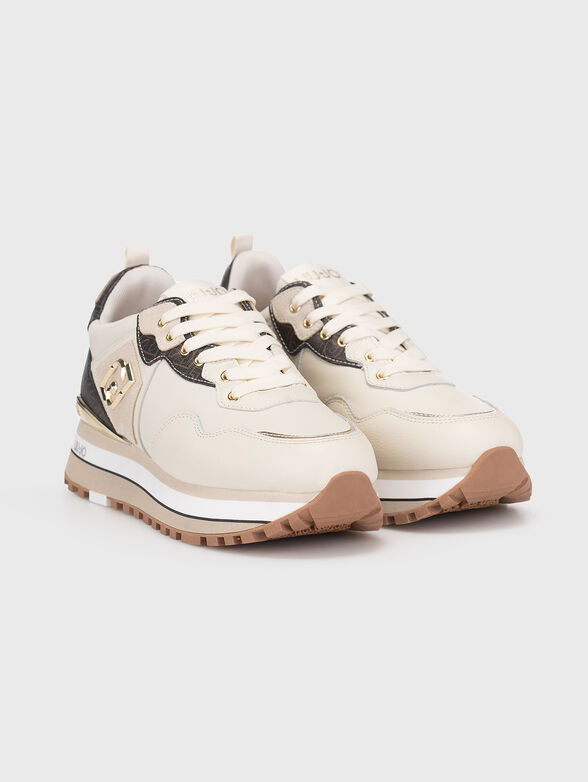 Sneakers with logo accent - 2