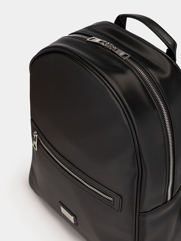 Black backpack with metal logo detail - 3