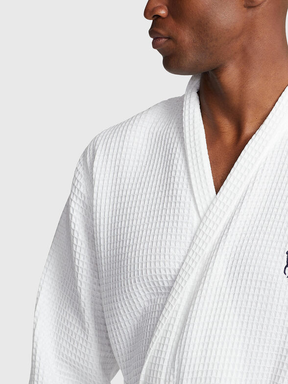White bathrobe with logo embroidery - 3