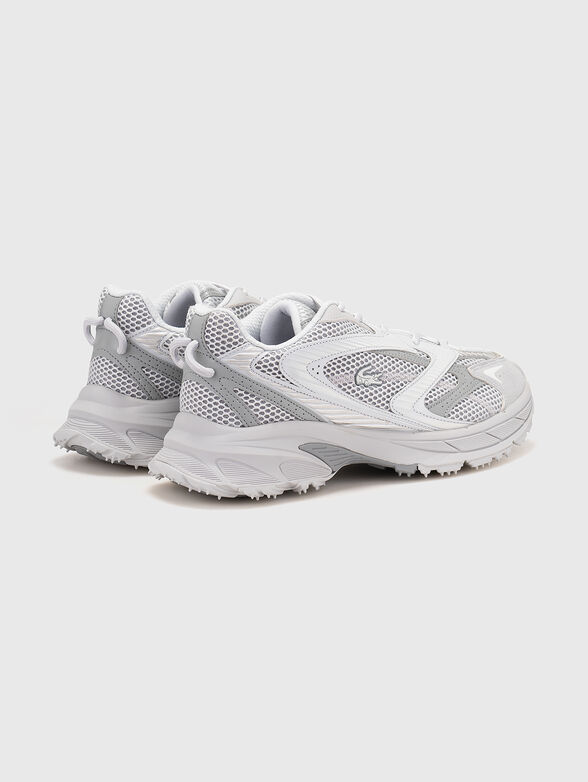 Sports shoes with logo in green - 3