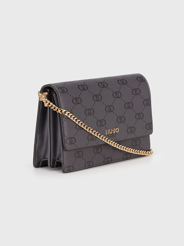 Small crossbody bag with plush accessory - 4