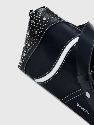 Bag with contrasting elements - 3