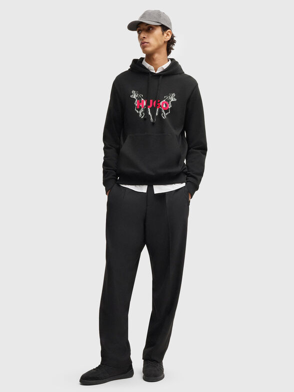 Sweatshirt with hood and print - 1