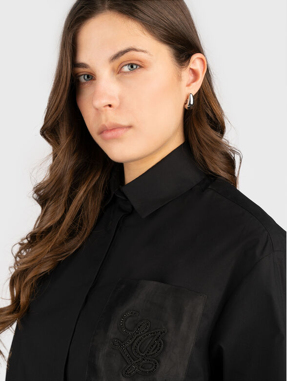 Black shirt with accent logo - 3