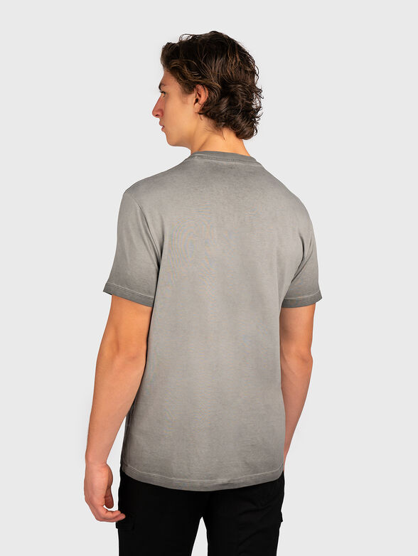 T-shirt with contrasting print - 3