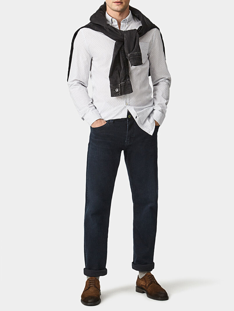Shirt with fine stripes - 3