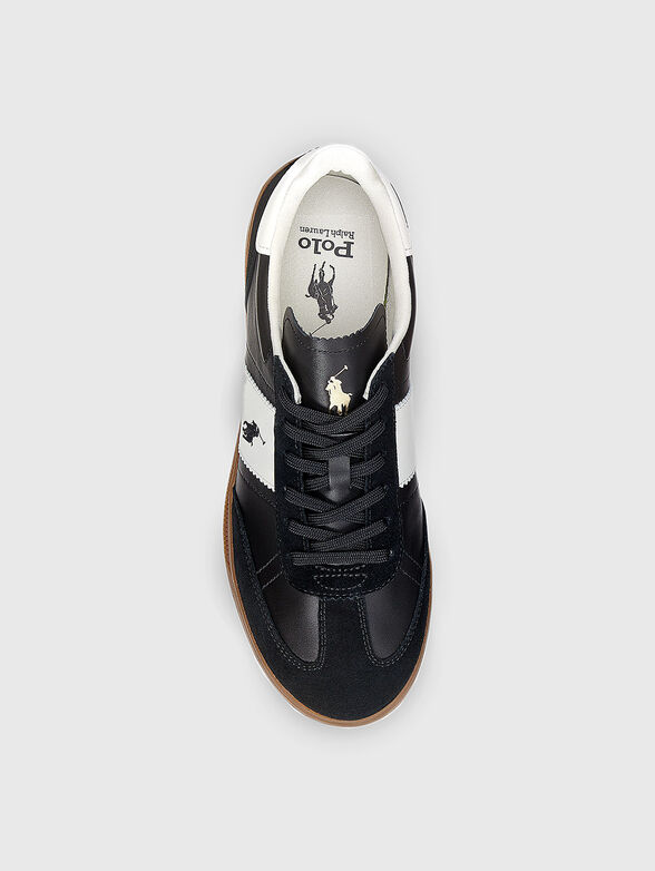 Sports shoes with contrasting details - 3