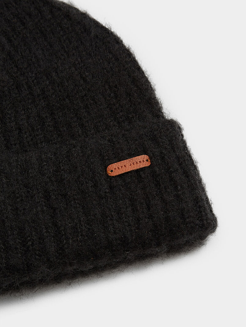 SARAH knitted black hat - 3