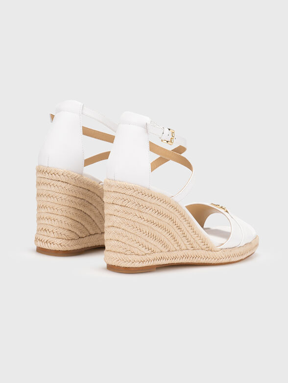 Leather platform sandals with logo - 3