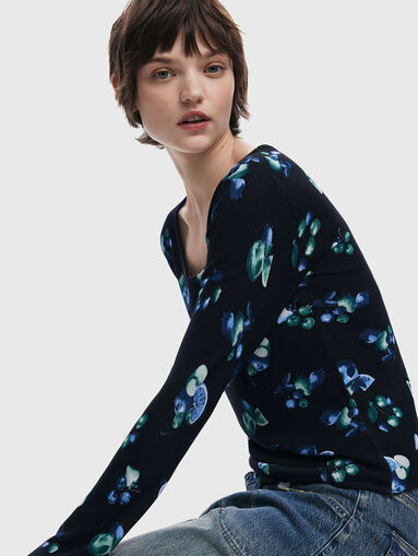 Slim sweater with print - 3