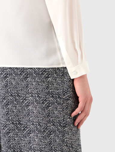 Blouse with accent buttons - 3