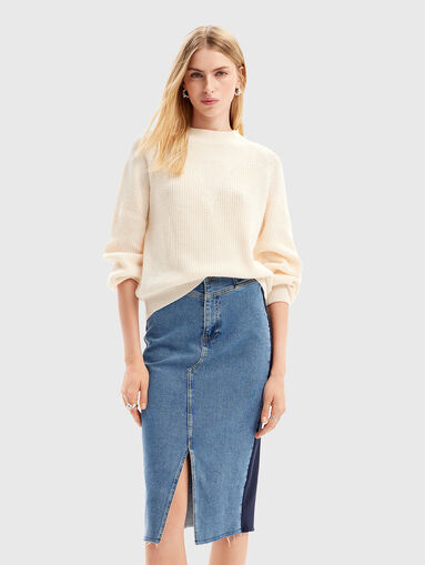 Denim skirt with contrasting elements - 3